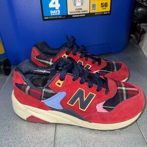 New Balance Women Sneakers